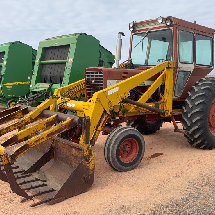 1971 INTERNATIONAL 656