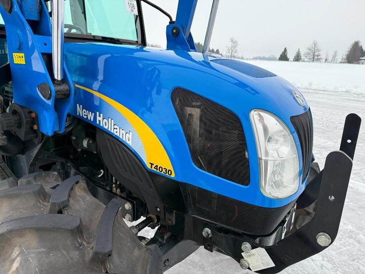 new-holland-t4030-image-40