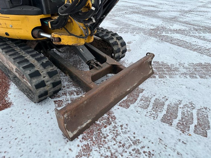 caterpillar-303cr-image-27