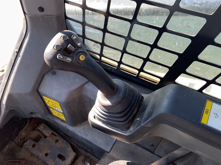 2023-bobcat-t66-image-57