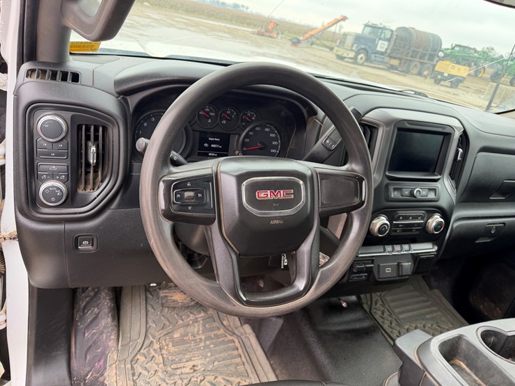 2020-gmc-2500hd-image-54