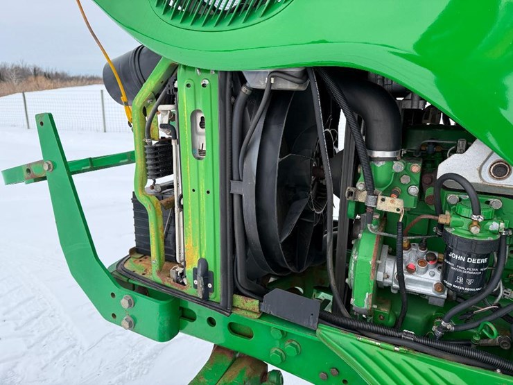 john-deere-6420-image-31