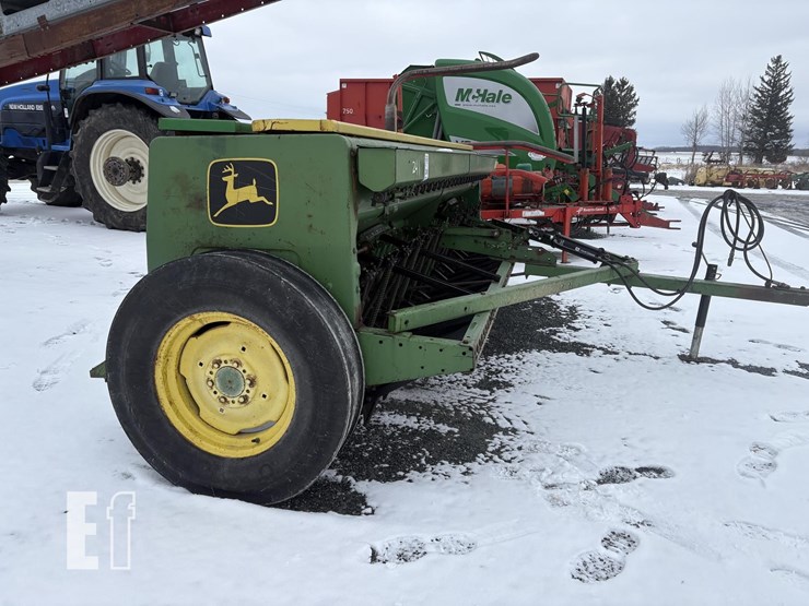 john-deere-10-image-2