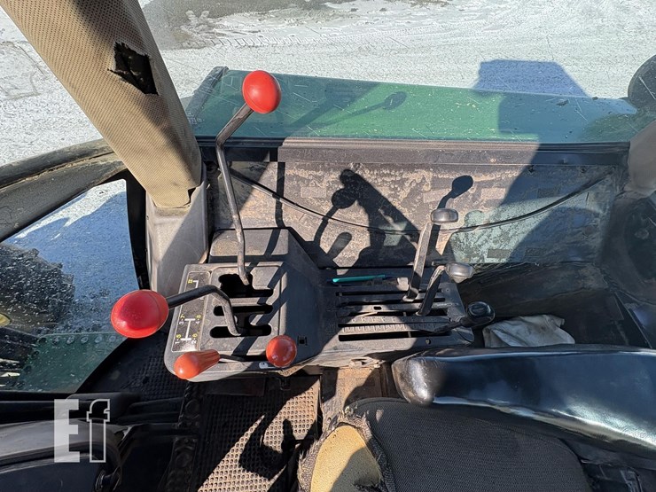 john-deere-3155-image-14