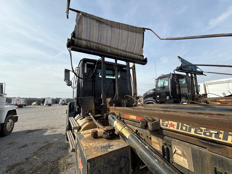 2018-western-star-4700sb-image-17