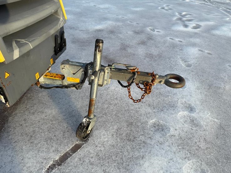 #107-•-lot-107-image-12