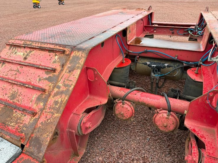 #8-•-lot-8-image-18