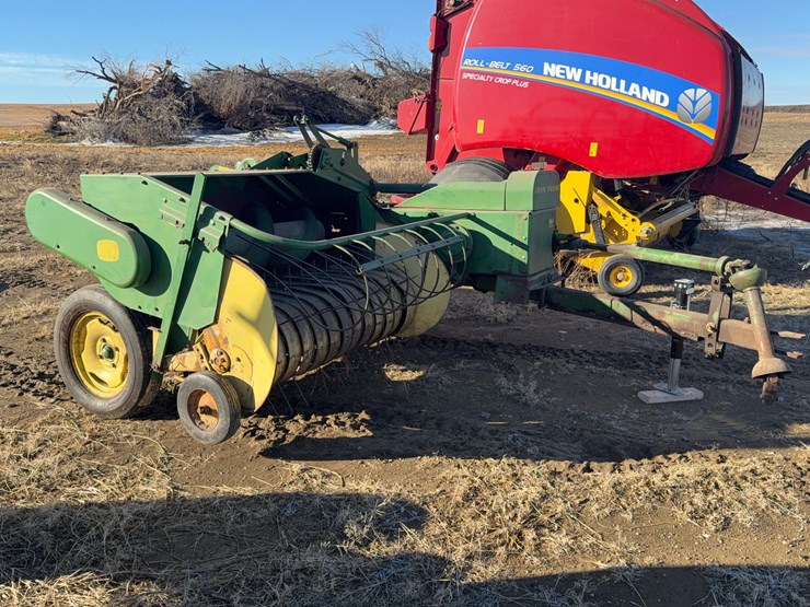 john-deere-24t-image-13