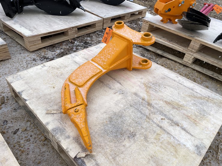 caterpillar-305-image-2