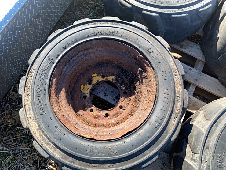 4----10-16.5-skidsteer-tires-on-8-bolt-rims-image-5