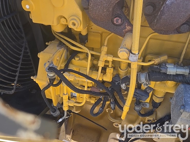 2010-deere-310sj-image-68