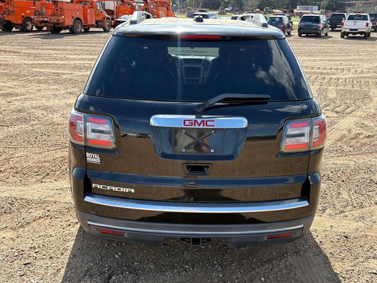 2016-gmc-acadia-slt-image-6