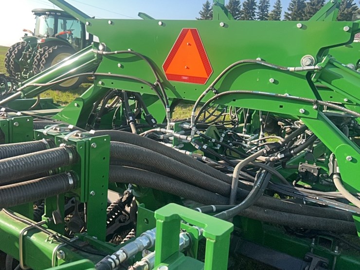 2018-john-deere-1910-image-167