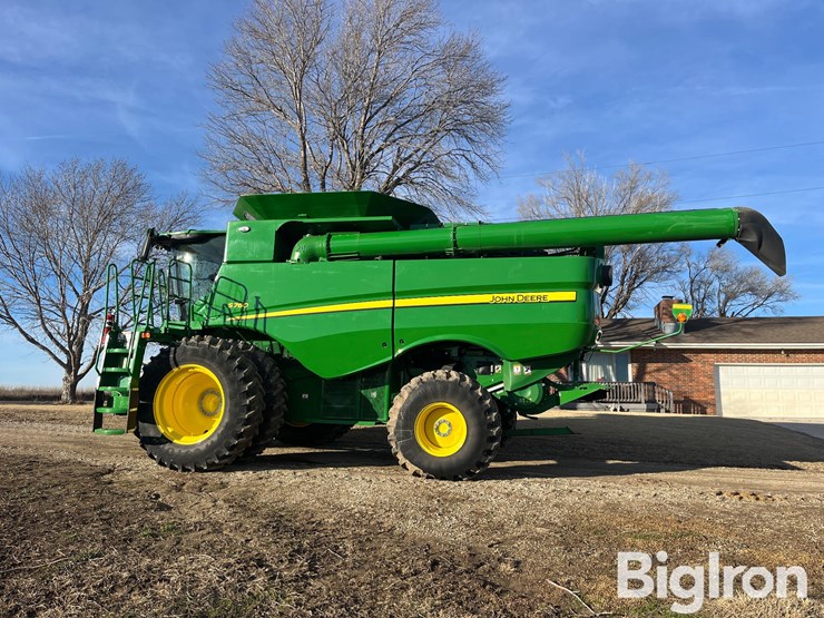 2023-john-deere-s760-image-8