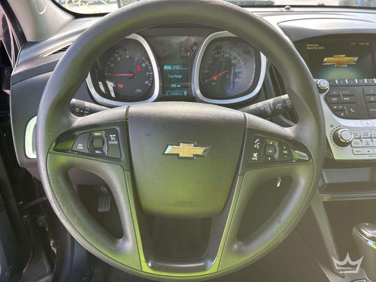 2017-chevrolet-equinox-image-12