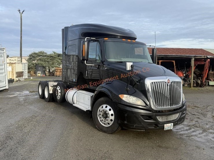 2017-international-prostar-image-59