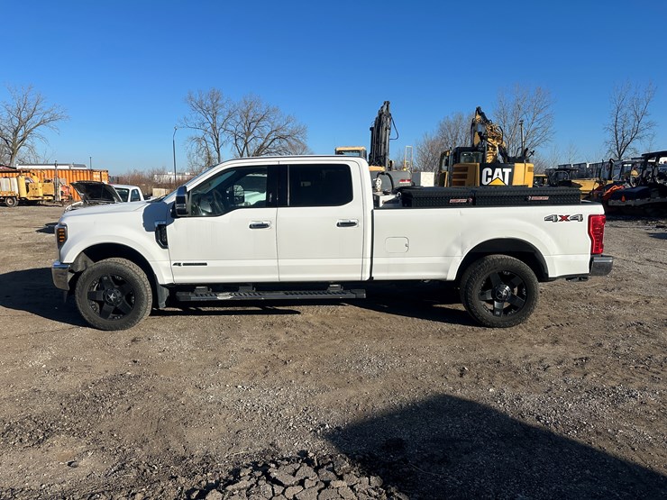 2018-ford-f350-image-2