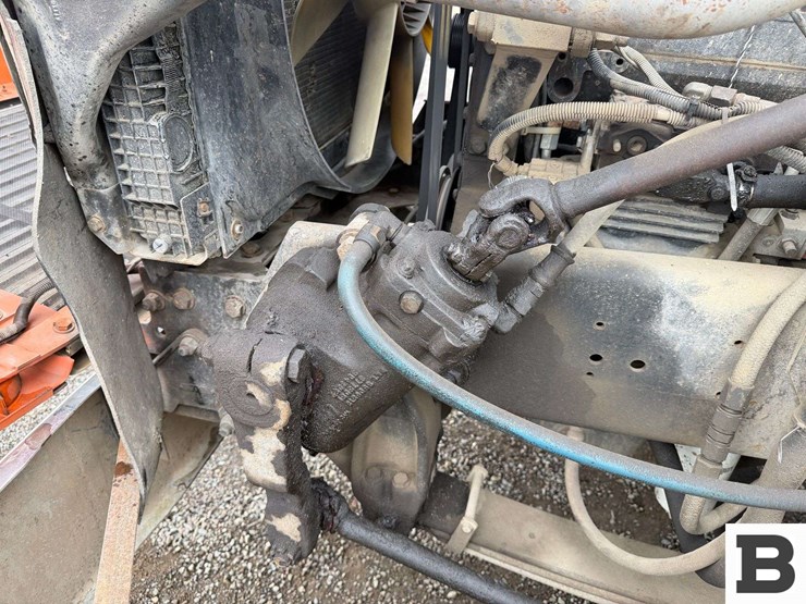 1993-freightliner-fld112-image-39