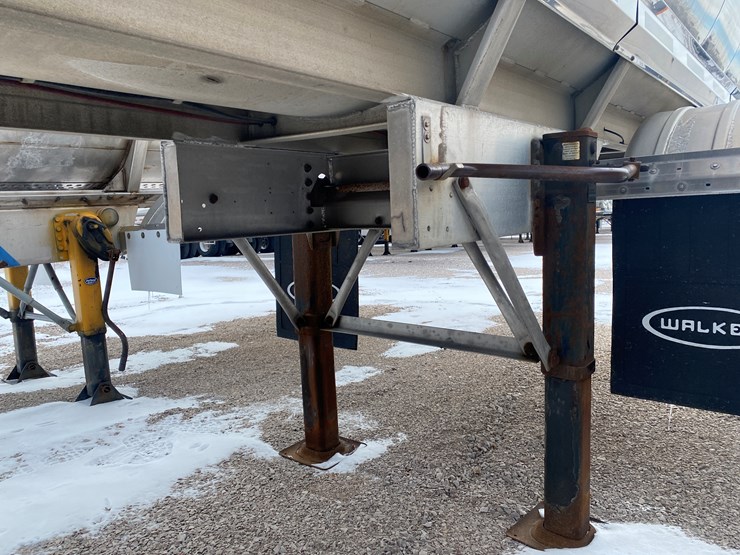 1989-walker-tanker-image-33