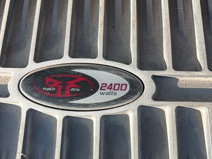 deluxe-speaker-system-for-car-or-tractor-image-20