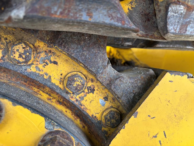 2021-komatsu-d39-image-70