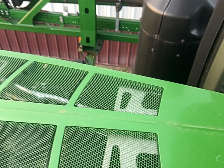 2014-john-deere-r4030-image-85