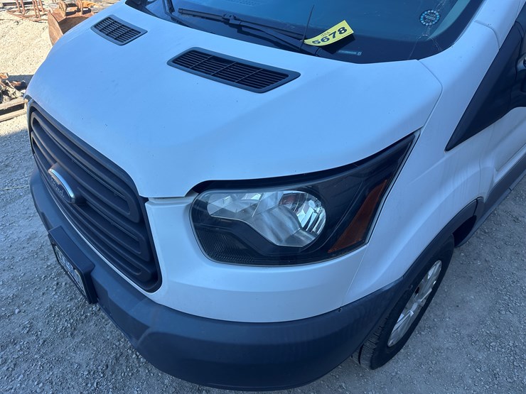 2017-ford-transit-image-9