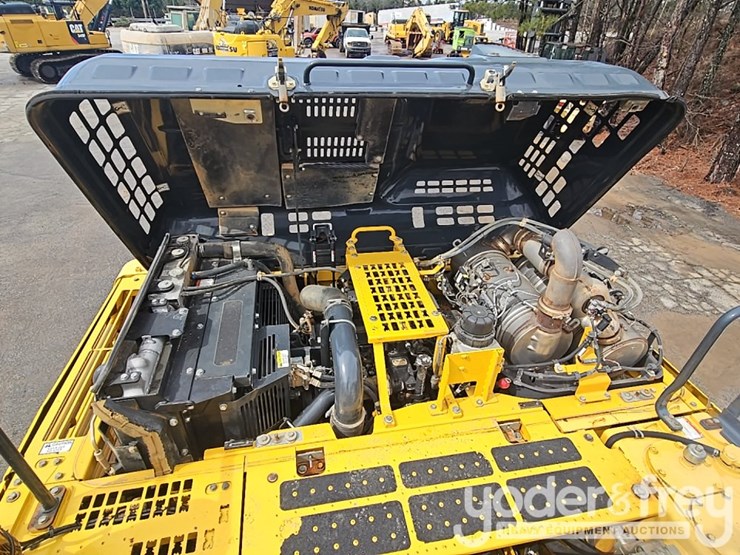 2019-komatsu-pc360-lc-11-image-38