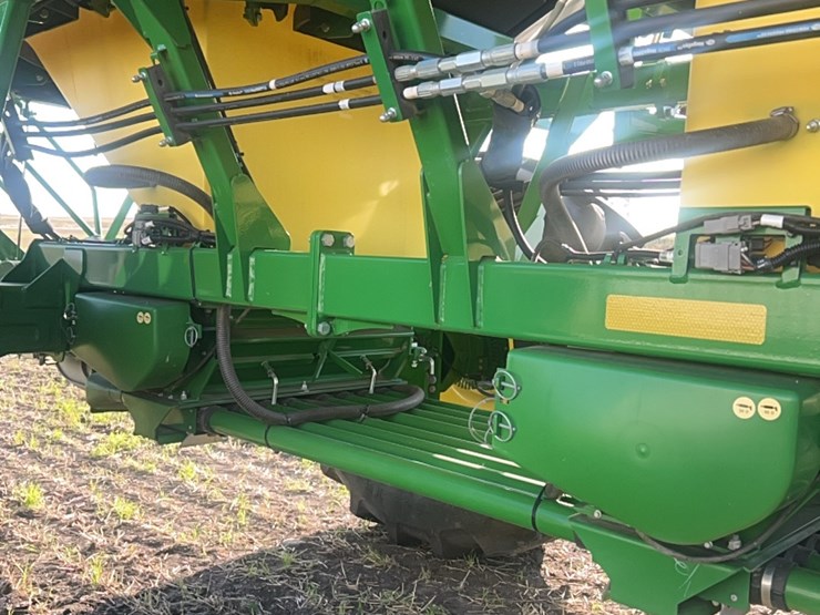 2018-john-deere-1910-image-12