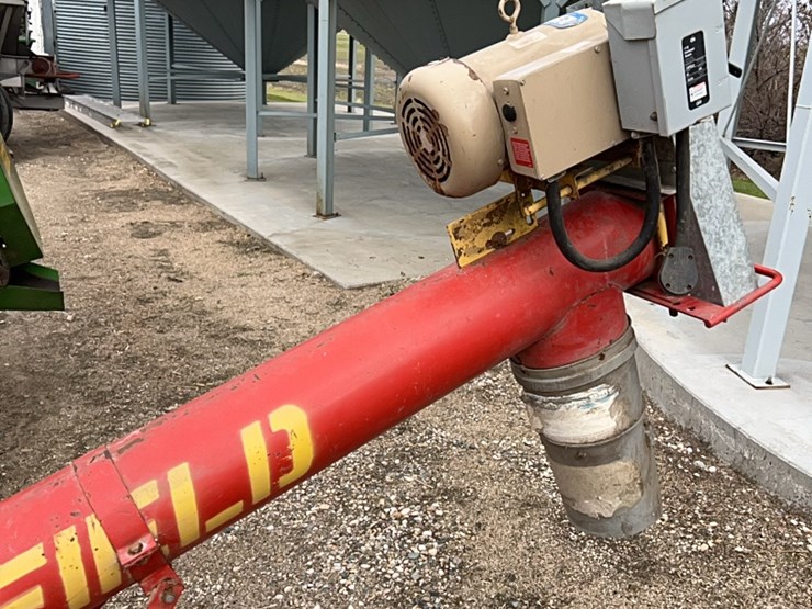 westfield-jump-auger,-has-5-hp-single-phase-220-electric-motor-image-12