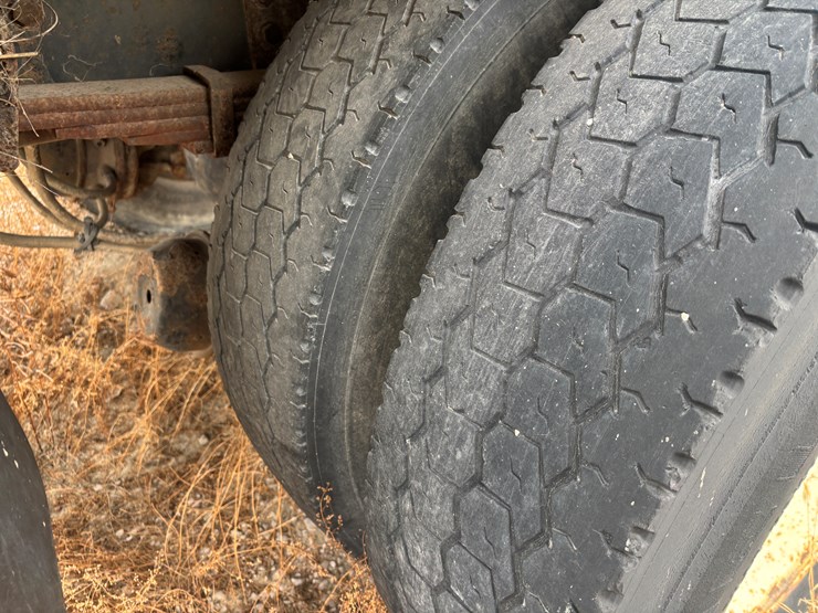 #2269-•-1992-freightliner-box-truck-image-55