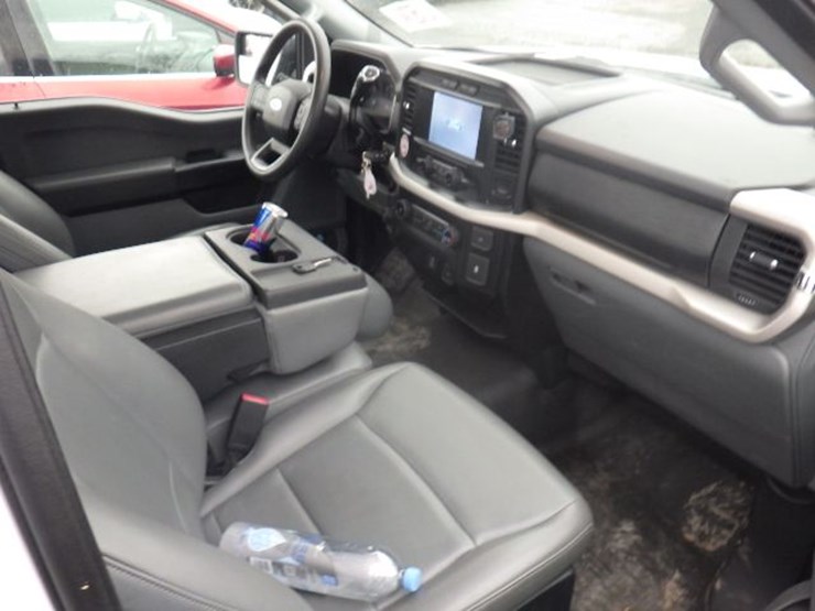 2021-ford-f150-xl-image-4