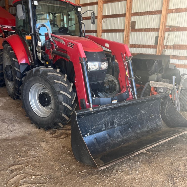 Lot 6. 2017 Case IH 105U MFD tractor, Serial #NZEFJR0185, 393 hrs, used only on rock picker and mowing, fully equipped with L735 loader, Serial #L735YDWLE5225 (new bucket) 480/85/34 & 380/85/24 tires like new, shedded and excellent shape