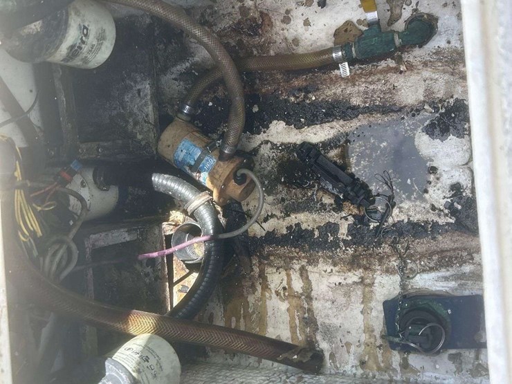 1991-25ft-wellcraft-250-sportsman-boat-and-2008-t/a-boat-trailer.-image-20