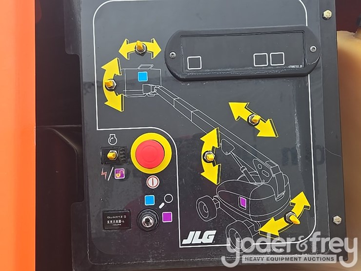 2015-jlg-600s-image-74