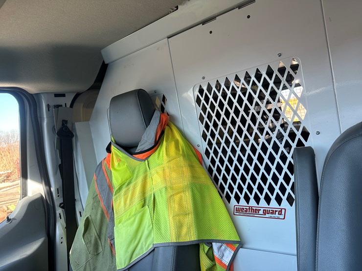 2017-ford-transit-image-53