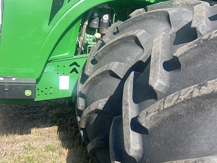 2016-john-deere-9520r-image-120
