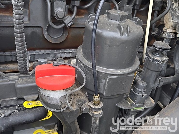 2019-peterbilt-579-image-28