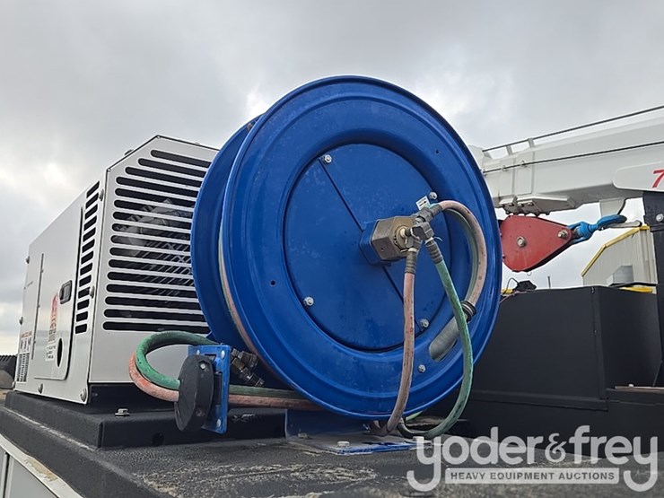 2019-ford-f550-image-41