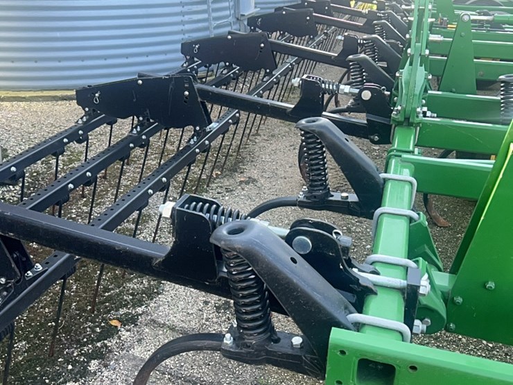 2022-john-deere-52-image-138