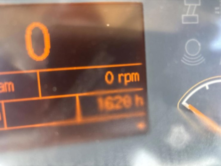 2013-volvo-dd110b-image-42