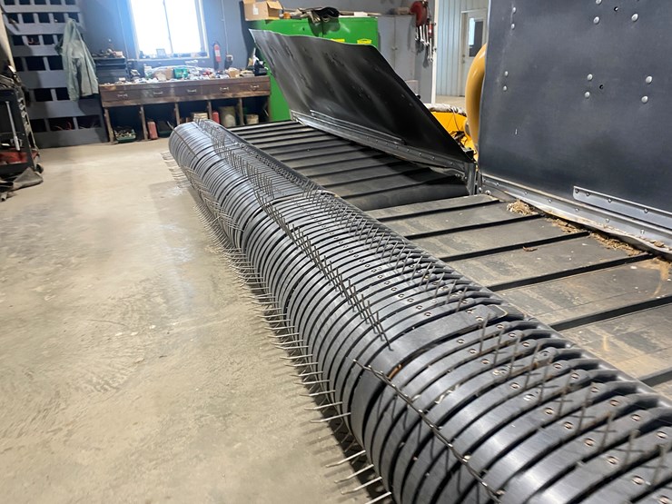 #135-•-2013-oxbo-4334-self-propelled-merger-(reedsville,-wi)-image-17