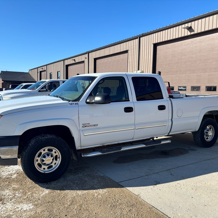 2005 CHEVROLET 2500