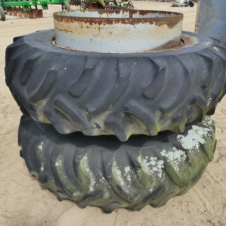 18.4-38 Clamp On Rear Duals w/Rims