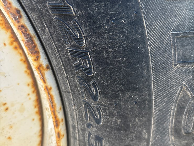 2005-sterling-lt8500-image-72