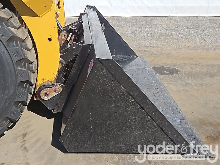 2021-caterpillar-226d3-image-17