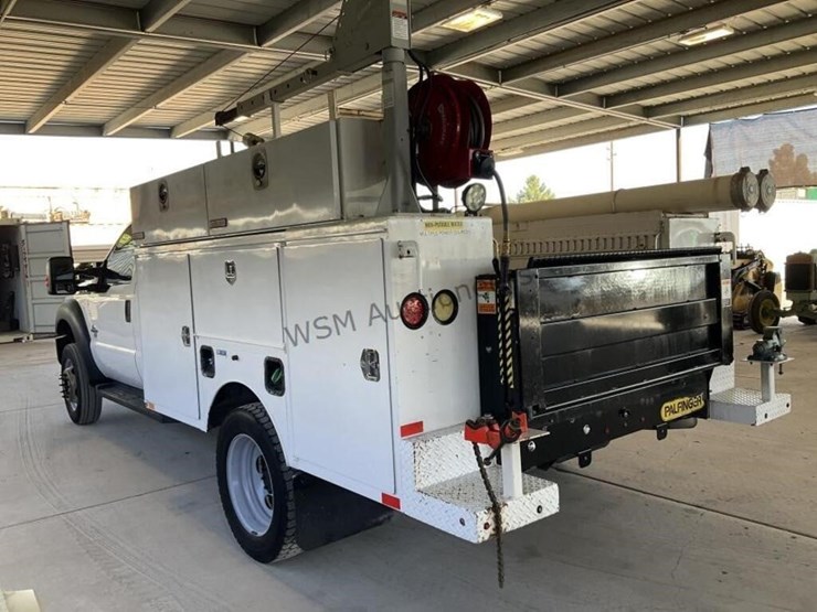 2016-ford-f550-image-5