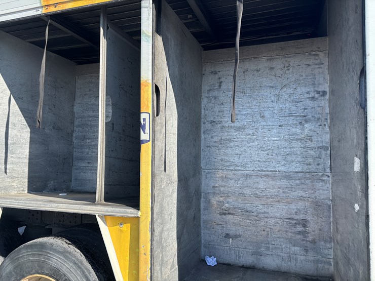 1986-hesse-beverage-trailer-image-21