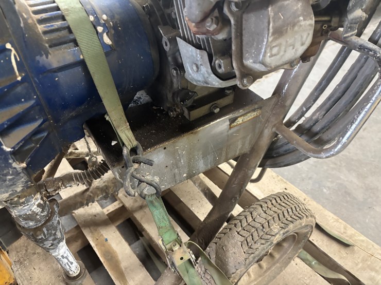 #2308-•-graco-gmx-roof-coating-sprayer-image-8