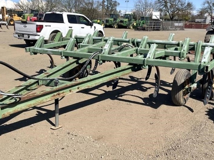 john-deere-1610-image-1